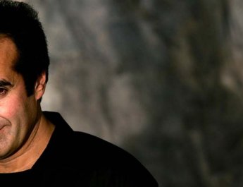 Exmodelo acusa al mago David Copperfield de haberla violado