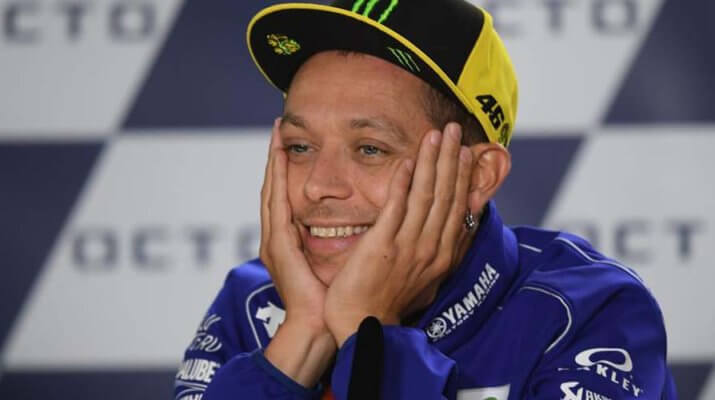 Valentino Rossi anuncia que seguirá corriendo hasta el 2020