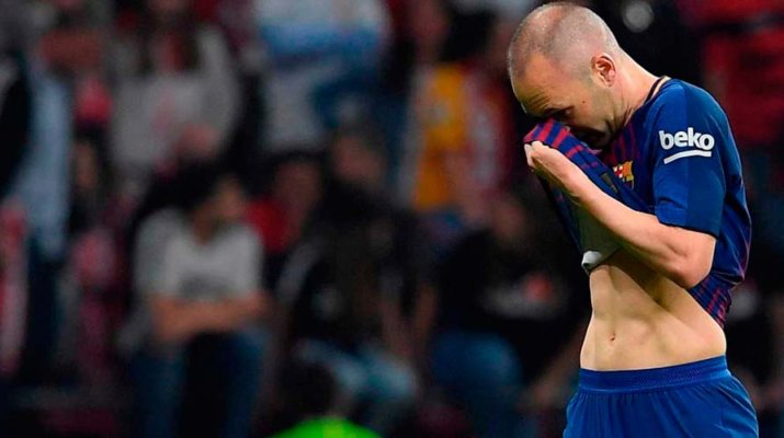 'France Football' pide perdón a Iniesta por no haberle dado nunca el Balón de Oro