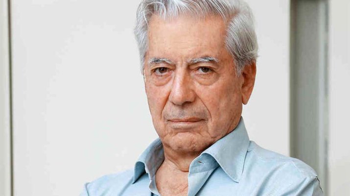 Mario Vargas Llosa, hospitalizado y en observación tras una caída en su domicilio