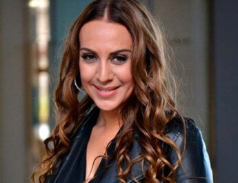 Mónica Naranjo y Óscar Tarruella anuncian su divorcio tras 15 años de matrimonio