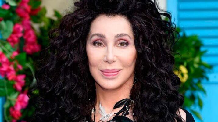 Cher hará una versión de 'Chiquitita' en español