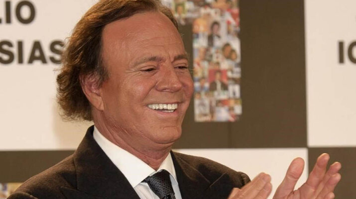 Julio Iglesias hoy cumple 77 años