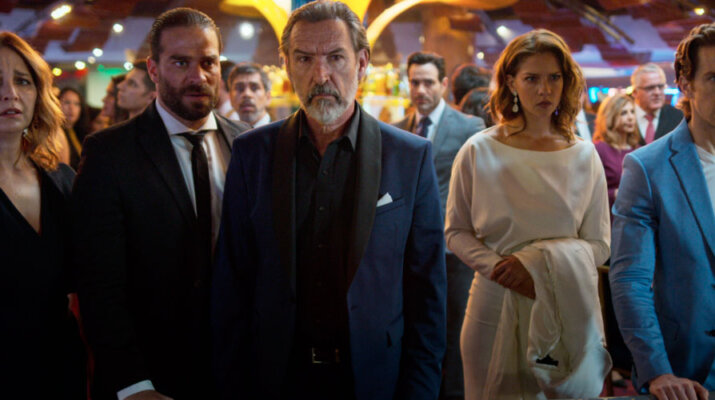 Alejandro Nones interpreta a Rodolfo Lazcano en la nueva serie de Netflix