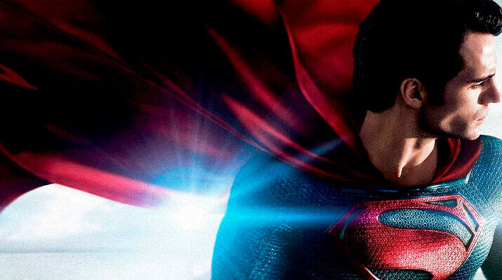 Dwayne Johnson estaría ayudando a Henry Cavill a regresar al DCEU como Superman