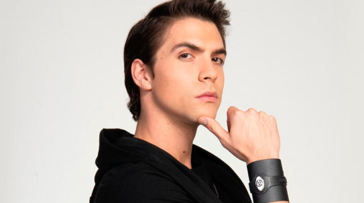 El actor y cantante Johann Vera llega a "CLUB 57" de NICKELODEON