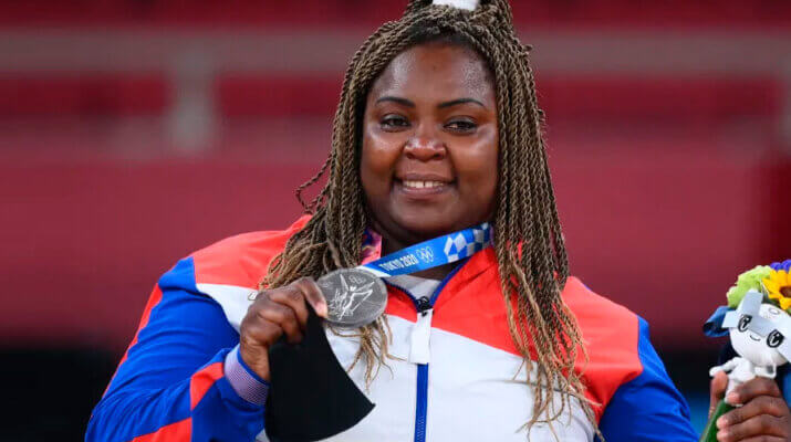 La cubana Idalys Ortiz entra a la historia con su cuarta medalla olímpica