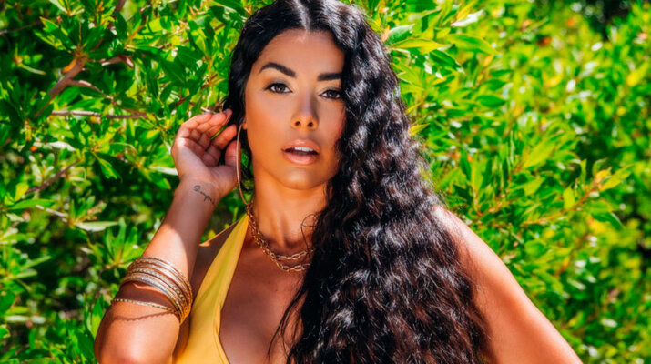 Lisandra Delgado deslumbra en “POR AMOR O POR DINERO” de Telemundo