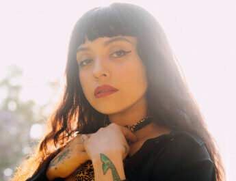 Mon Laferte estrena "Good Boy"