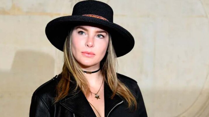 Belinda causa sensación con un look de fantasía