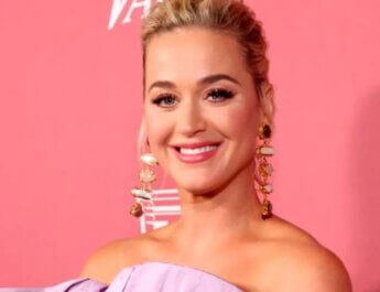 Katy Perry anuncia nuevo disco y gira mundial