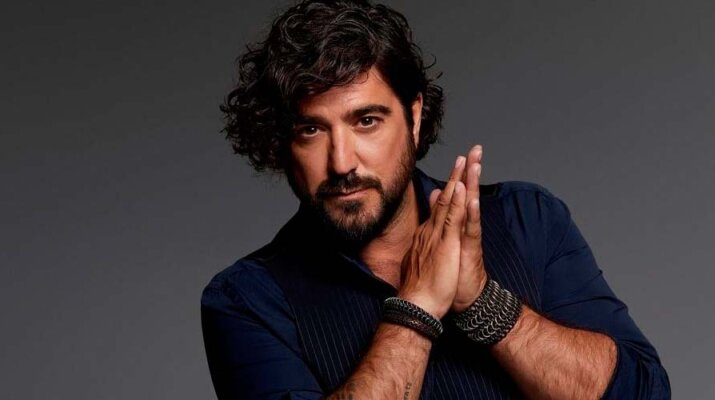 Antonio Orozco revisita junto a JUANES su clásico "Llegará"