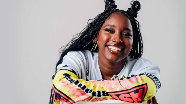 J Noa lanza un coctel molotov con su nuevo video “SPICY”