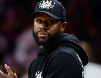 Floyd Mayweather Jr. anunciará pelea de exhibición en México en una revancha contra Víctor Ortiz