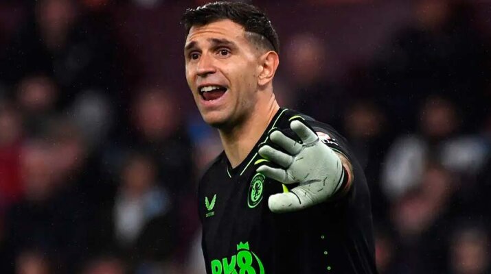 Dibu Martínez estaría en el radar del Al Nassr de Cristiano Ronaldo