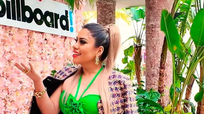 Erika Mejía brilla en la entrega de reconocimientos Billboard a Las Mujeres Latinas en la Música