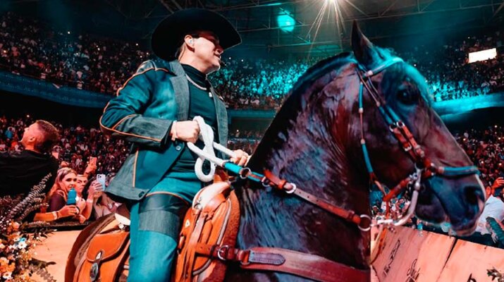 Yeison Jiménez hace historia en Medellín