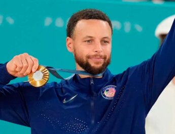 Tras ganar el oro olímpico Stephen Curry entra a un selecto grupo junto a Michael Jordan y LeBron James
