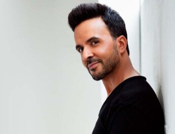 Luis Fonsi confirmado para presentarse en DICK CLARK'S NEW YEAR'S ROCKIN' EVE with RYAN SEACREST 2025