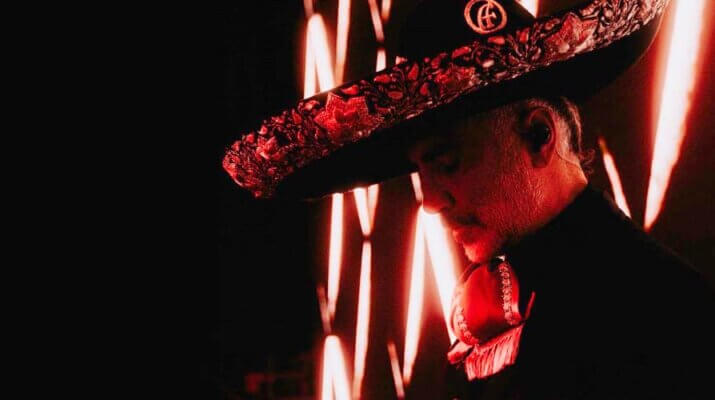 Alejandro Fernández dona dinero a víctimas de los incendios en Los Ángeles