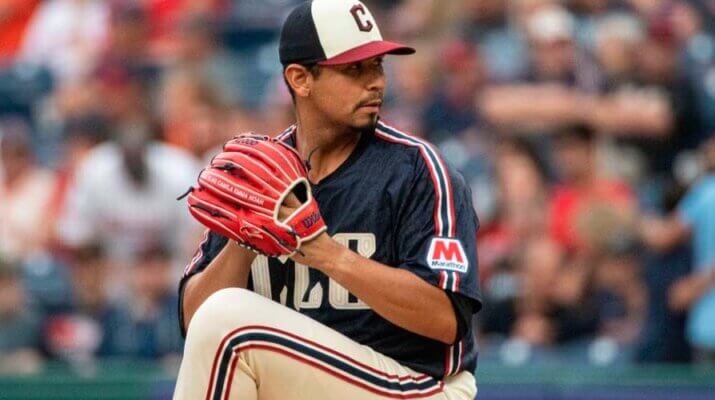 Carlos Carrasco regresa a Nueva York para unirse a Yankees