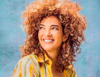 Inés Gaviria presenta "ESTA HISTORIA" un álbum íntimo y poderoso