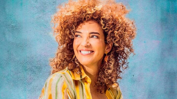 Inés Gaviria presenta "ESTA HISTORIA" un álbum íntimo y poderoso