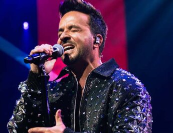 Luis Fonsi cierra con broche de oro su “25 AÑOS TOUR” en un Coliseo de Puerto Rico