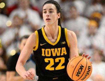 Caitlin Clark le anotó 22 puntos “en dos minutos” a equipo masculino en su época universitaria