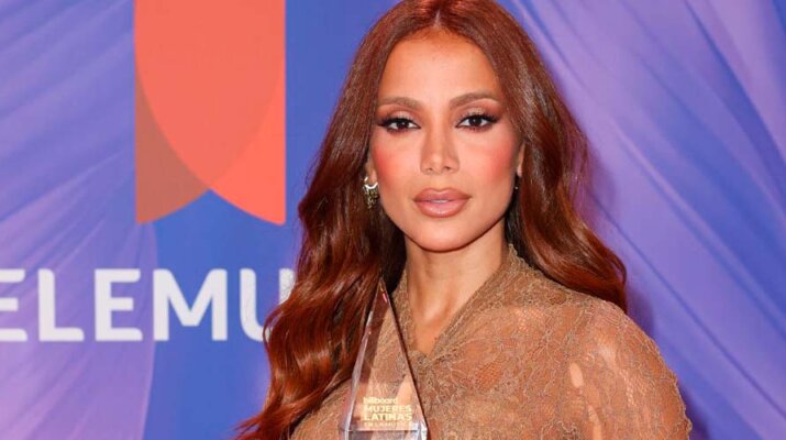 ANITTA recibe el “Premio Vanguardista” de Billboard Mujeres Latinas en la Música 2025