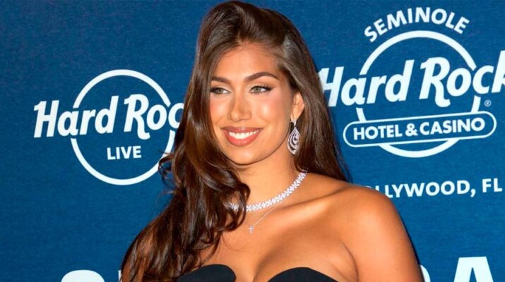 Lina Luaces, hija de Lili Estefan, recibió su banda en el Miss Universe Cuba