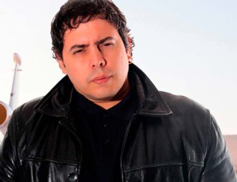 León Fernández cambia el ritmo por el corazón con su nueva canción “Veredicto”