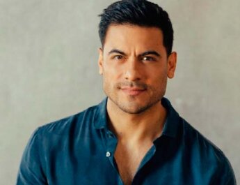 Carlos Rivera estrena nuevo disco, ¿QUÉ SIGNIFICA EL AMOR?