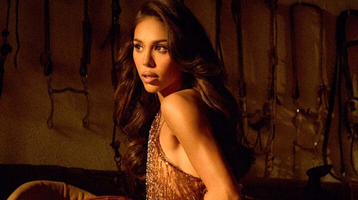 Danna presenta “KHE CALOR”, el primer sencillo de su nueva era Hot