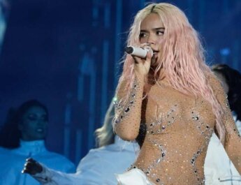 Karol G será la estrella del medio tiempo en el partido de NFL en Brasil 2025