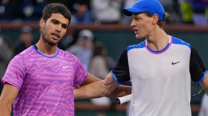 Carlos Alcaraz se llevó el título del Masters 1000 de Cincinnati tras el retiro de Jannik Sinner