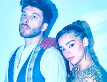 ADRI TORRÓN junto a BLAS CANTÓ estrenan su colaboración "a la luna"