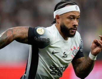 Memphis Depay y Neymar critican el césped artificial en Brasil: “Mata el juego”