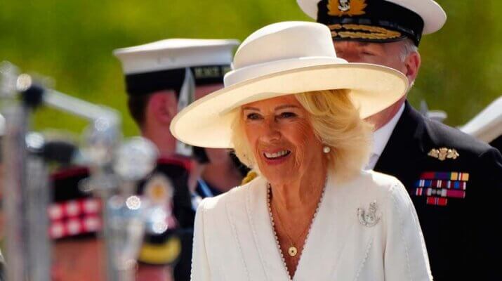 Nuevo libro revela que la reina Camila sufrió un intento de agresión sexual en su adolescencia