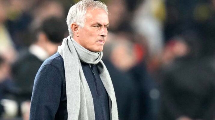 José Mourinho abre las puertas a dirigir al Benfica