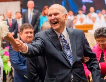 Recordando la vida del líder mundial de la fe Russell M. Nelson