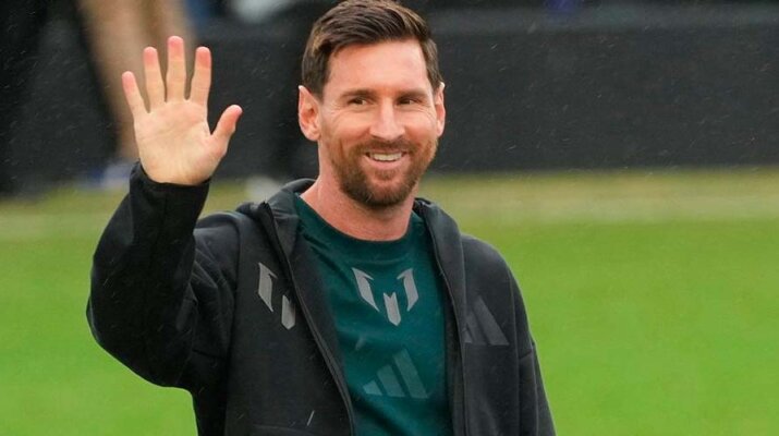 Locura por Messi en India: El astro argentino tuvo un multitudinario recibimiento en Calcuta