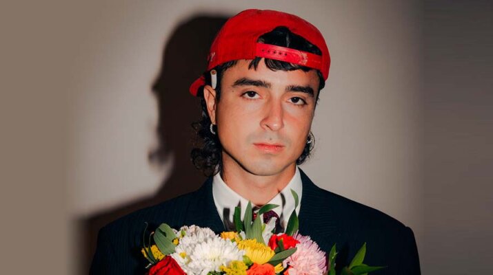 Pink Pablo le canta a un amor en “OH OH”, una canción sobre lo que no fue