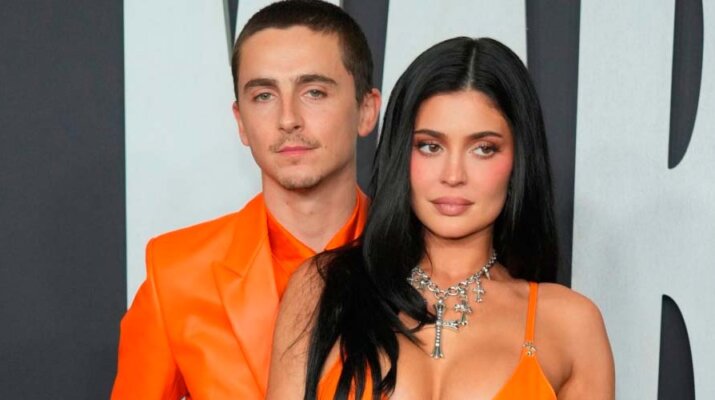 Kylie Jenner vive incómodo momento frente a Timothée Chalamet en los Golden Globes 2026