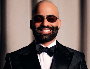 Arcángel celebra 20 años como pilar de la música latina con su nuevo álbum: LA 8VA MARAVILLA