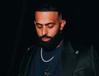 ELADIO CARRIÓN presenta “BUENOS DÍAS”, un sencillo íntimo sobre gratitud y paz mental