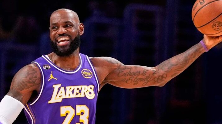 LeBron James rompe otro récord histórico: el triple-doble más veterano de la NBA