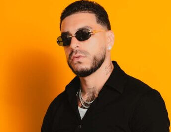 “LA VILLA” de Ryan Castro, Kapo & Gangsta alcanza #1 en Latinoamérica