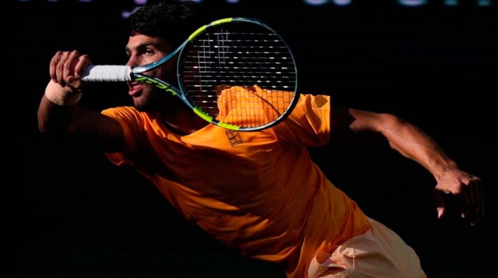 Carlos Alcaraz llega a 300 victorias y empata récord de John McEnroe