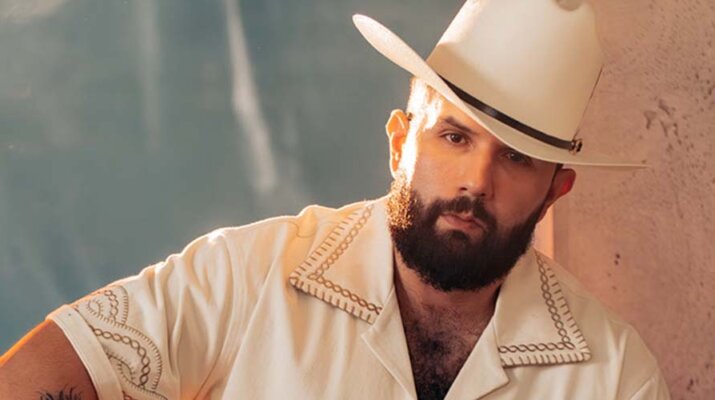 Carín León anuncia su regreso estelar al Madison Square Garden